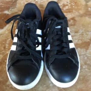 Adidas Neo Black & White Sneaker